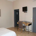 Hotel Les Glycines 2*