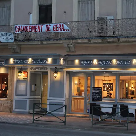 Hotel Les Glycines 2*