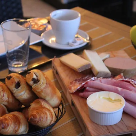 Hotel Les Glycines Saint-Bonnet-du-Gard