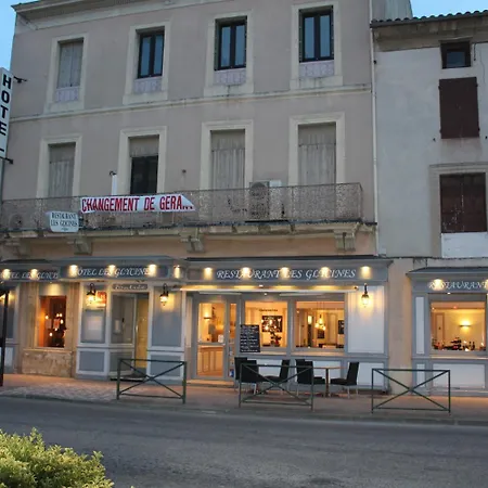Les Glycines Hotel Saint-Bonnet-du-Gard