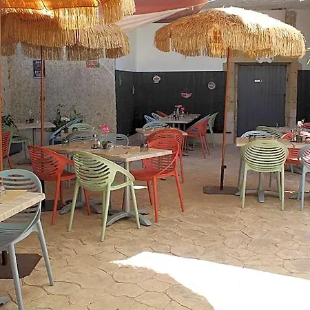 Hotel Les Glycines Saint-Bonnet-du-Gard