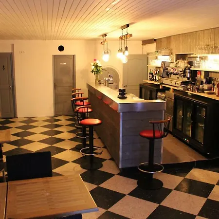 Hotel Les Glycines Remoulins