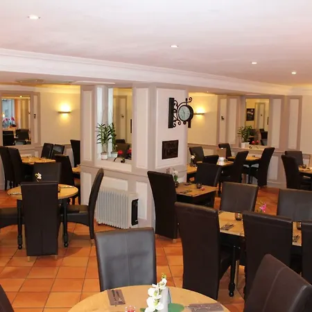 Hotel Les Glycines Remoulins