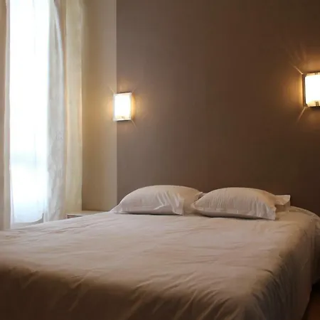 Les Glycines Hotel