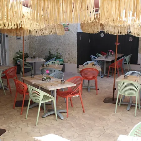 Hotel Les Glycines